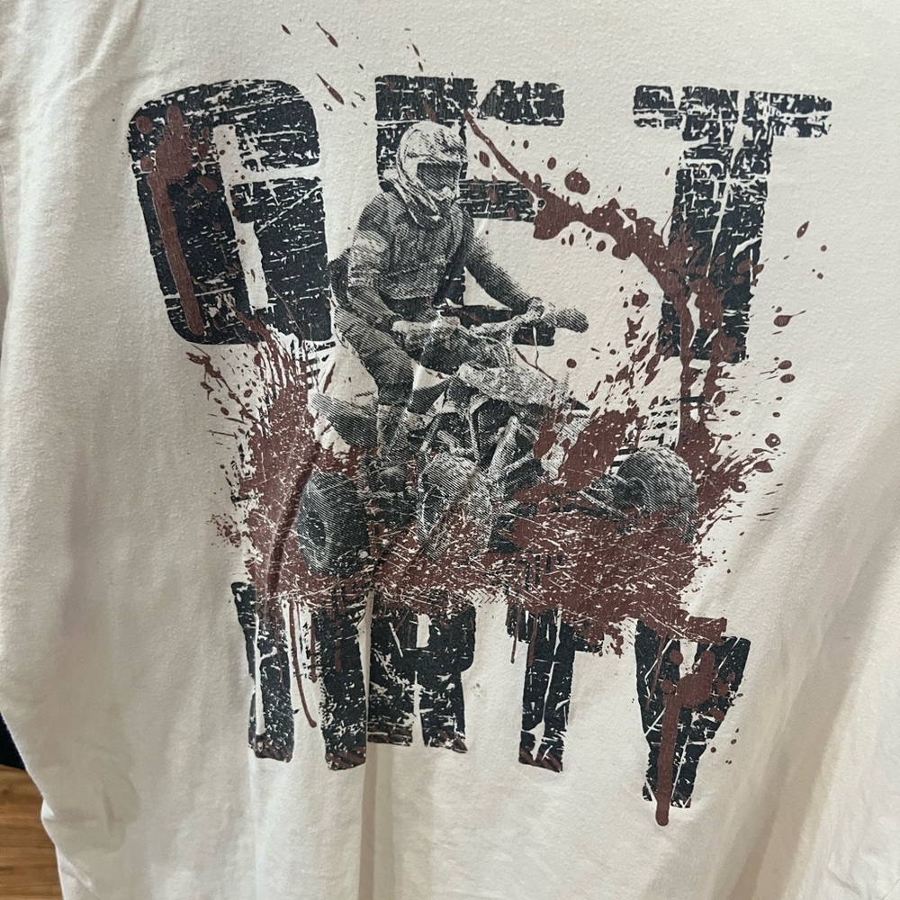 Grunt Style White 'Get Dirty' Graphic Tee